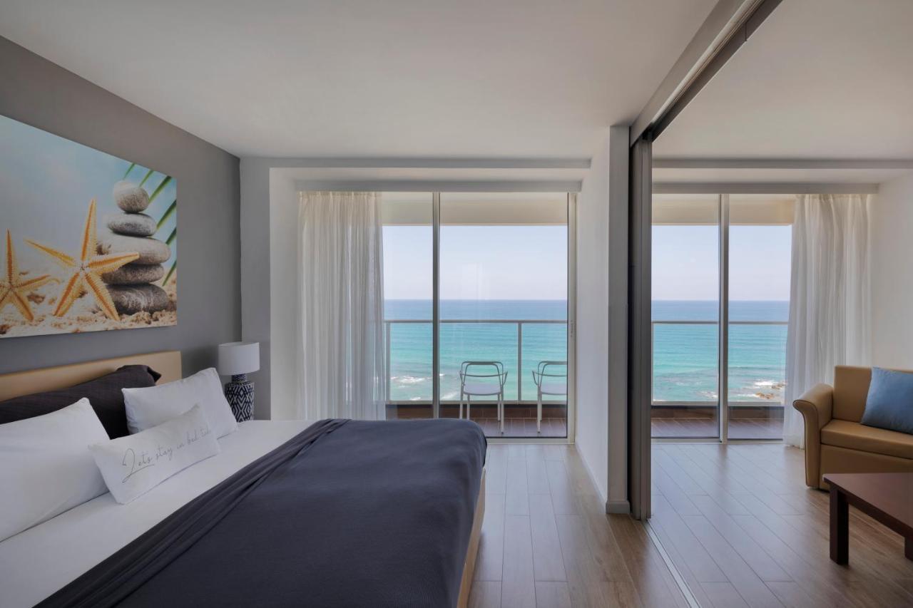 Ramada Resort Hadera Beach المظهر الخارجي الصورة