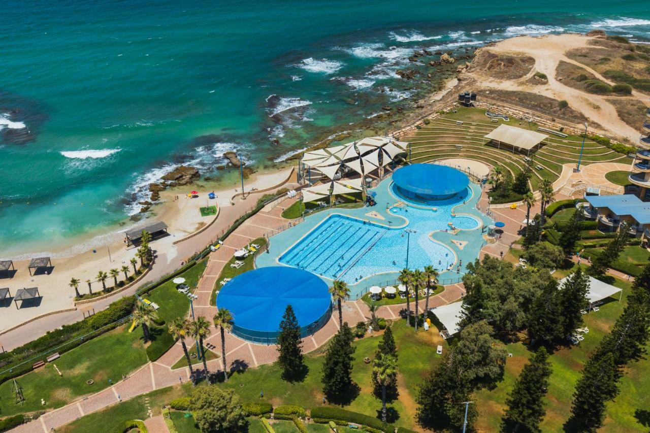 Ramada Resort Hadera Beach المظهر الخارجي الصورة