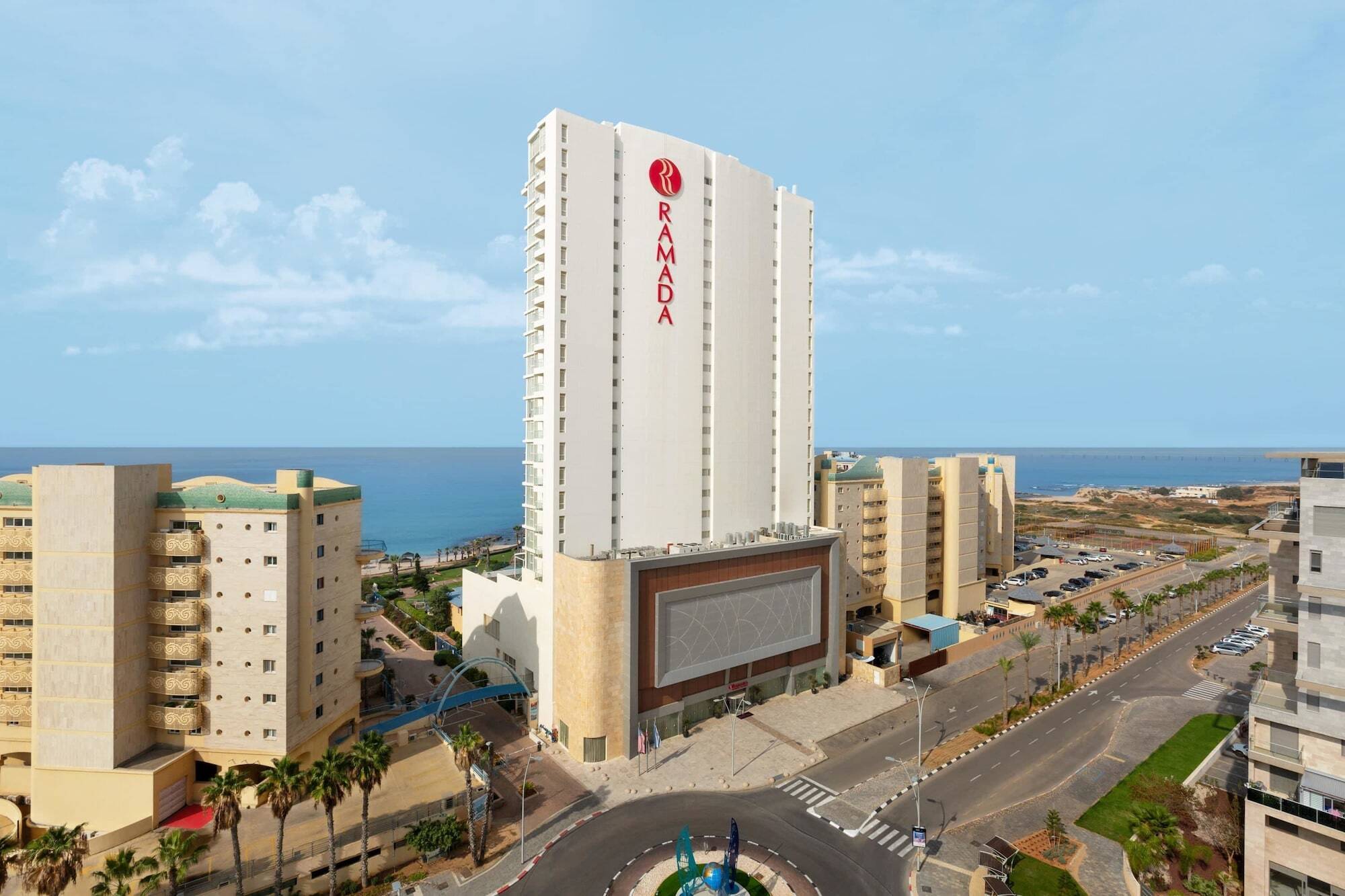 Ramada Resort Hadera Beach المظهر الخارجي الصورة